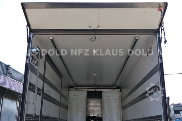 Refrigerated truck VOLVO FM 460 Kühlkoffer Unfall Getriebeschaden
