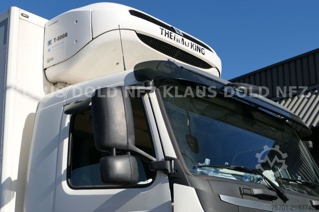 Refrigerated truck VOLVO FM 460 Kühlkoffer Unfall Getriebeschaden