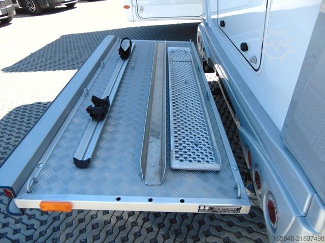 Semi-integrated camper ACROSS Aero 689 CDH | *Rollstuhlgerecht*mit t