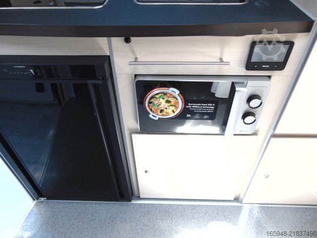 Semi-integrated camper ACROSS Aero 689 CDH | *Rollstuhlgerecht*mit t