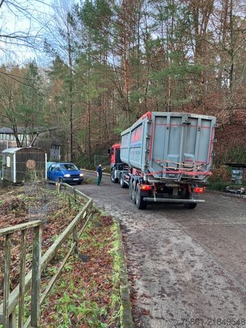 Tipper semitrailer SCHMITZ CARGOBULL SKI 24 SL 10.5    55m3