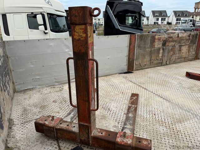 Flatbed truck VOLVO FMX 460 * 8 X 4 * PRITSCHE HIAB KRAN 10 M *B & B
