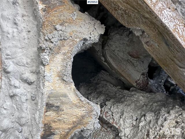 Crusher Sandvik UH440i Spindle. SEE VIDEO.