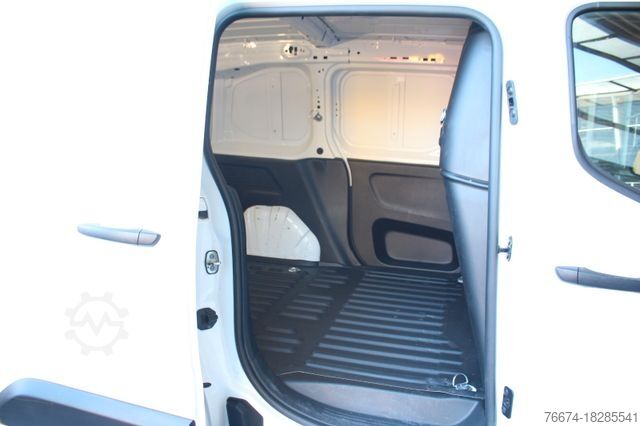 Panel van OPEL Combo E Cargo Edition Klima PDC Bluetooth AHK