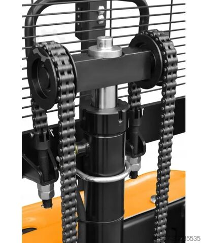 Electric mast truck CORMAK Q15E25