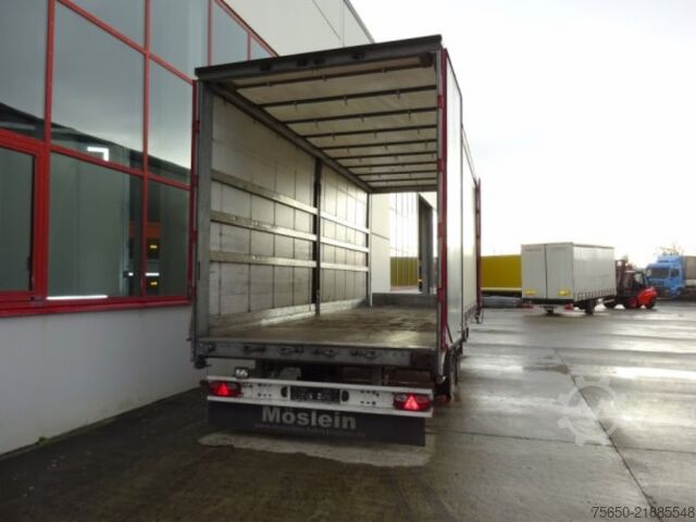 Open trailer with tarp Möslein TP 11 Schwebheim  Tandem- Schiebeplanenanhänger zum Durchladen