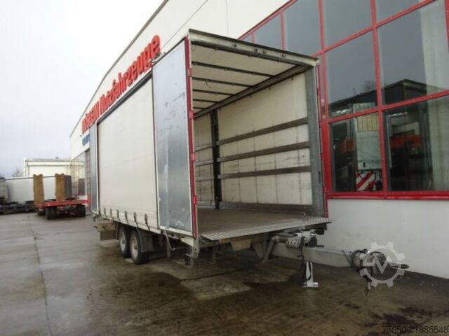 Open trailer with tarp Möslein TP 11 Schwebheim  Tandem- Schiebeplanenanhänger zum Durchladen