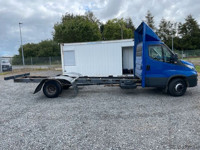 Transporter Fahrgestell IVECO 72C18 HiMatic,Fahrgestell,1.Hand