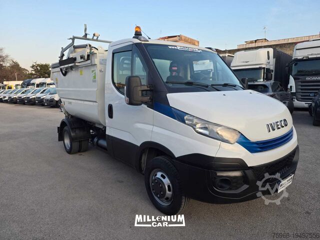 Garbage collection van Iveco DAILY COMPATTATORE FARID METANO
