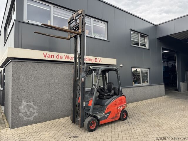 Linde H20T-01 Duplex 315 Freelift / Sideshift / Fork Positioner LPG 2015 LINDE H20T-01 Duplo 315 Freelift / Sideshift / Vorkversteller LPG 2015