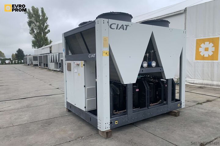 Chiller / Heat pump Used Industrial Chiller / Heat pump CIAT - 257.9/265.2 KW | With warranty