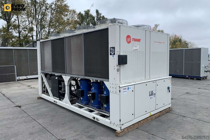 Kältemaschine Used Industrial Chiller TRANE - 380.9 kW | With warranty