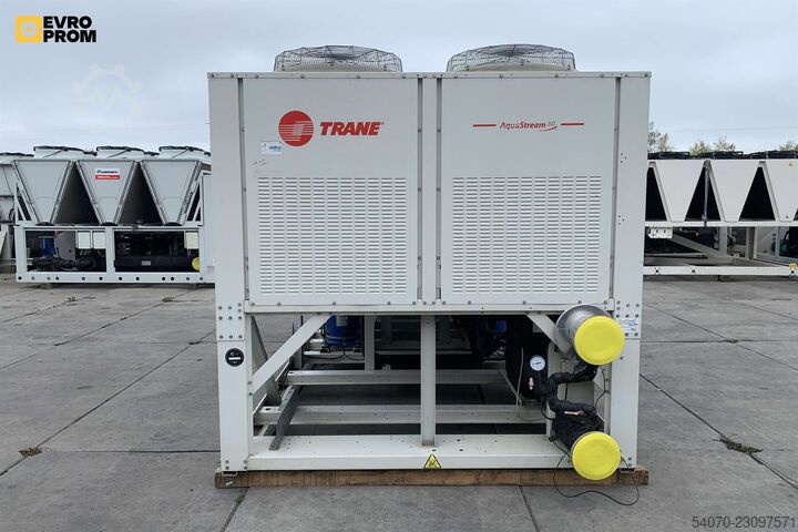 Kältemaschine Used Industrial Chiller TRANE - 380.9 kW | With warranty