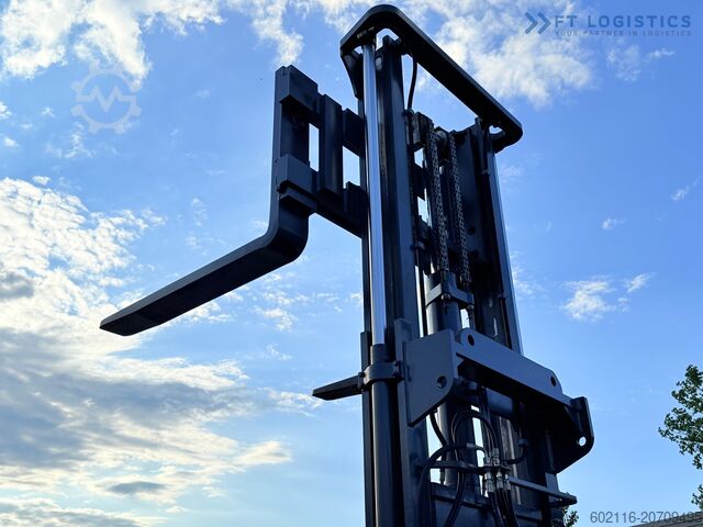 Four-way forklift Combilift C14000 DUPLEX 3600 FREE LIFT POSITIONER