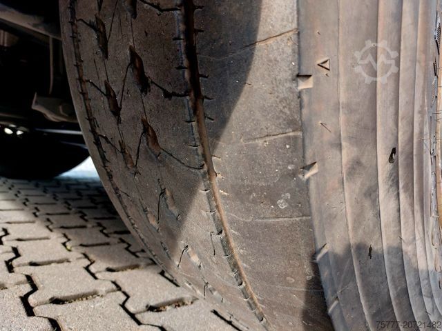 Standard SZM MAN TGX 18.460 XXL-Broken Engine-INTARDER-2 Tanks