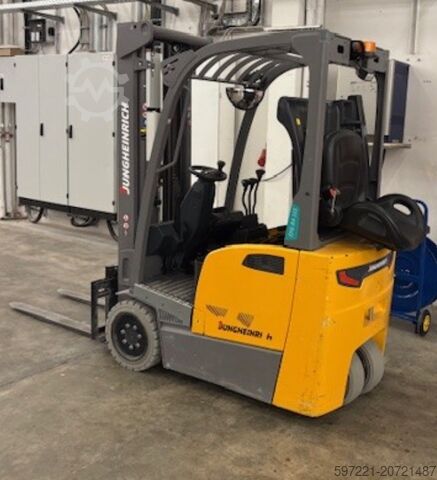Elektrisch – 3 Räder Jungheinrich EFG BA 115 Baujar 12.2024 Triplex 371 Stunden