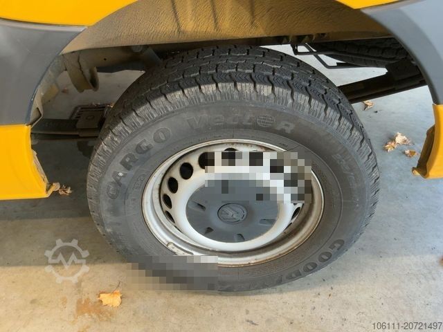 Kleinbus VOLKSWAGEN Crafter 35 KBFenster L2H1 Klima Sthzg Ahk.3,5t