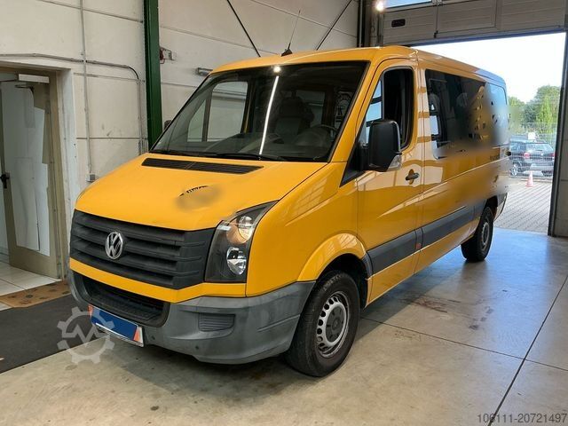 Kleinbus VOLKSWAGEN Crafter Kombi 35 mittel L2H1 Fensterbus Ahk.3,5t