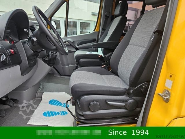 Kleinbus VOLKSWAGEN Crafter Kombi 35 mittel L2H1 Fensterbus Ahk.3,5t