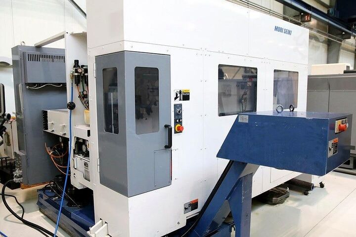 Horizontal machining center MORI SEIKI SH 400