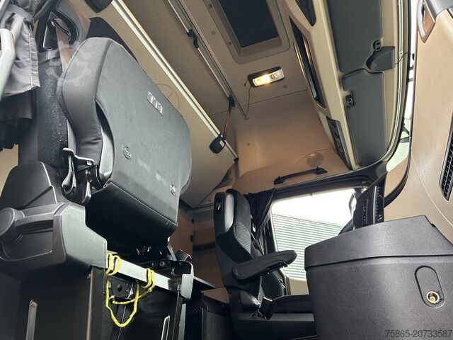 Standard-SZM Mercedes-Benz Actros 1845 Gigaspace / Tacho V2 / Blower - PTO...