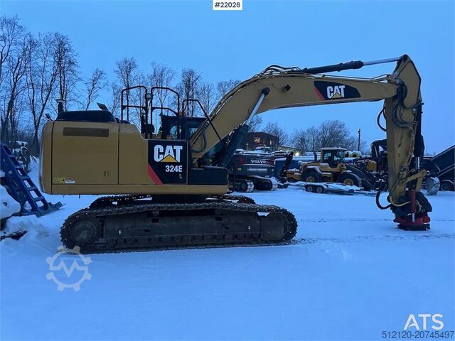 Raupenbagger Caterpillar 324E excavator with/ GPS and grading bucket. WATCH