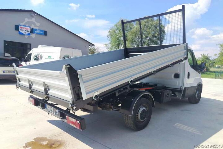 Three-way tipper van Iveco DAILY 35 11 2.3 HPI RIBALTABILE