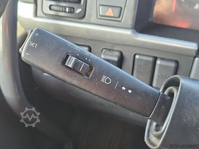 Viehtransport VOLVO FM 13.420 LIVE STOCK ANIMALS