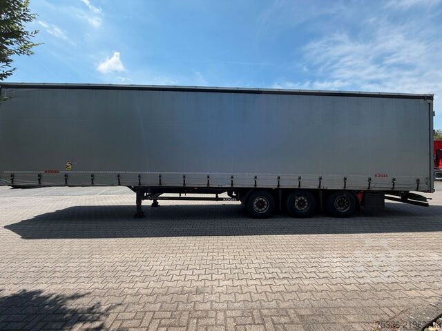 Open semitrailer with tarp KÖGEL Curtainsider Mega