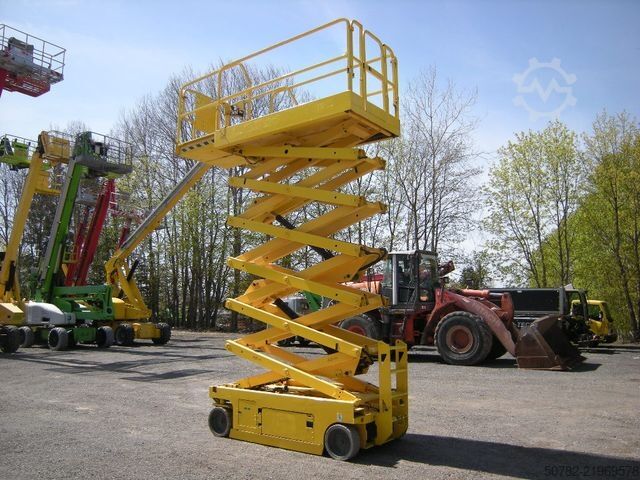 Work platform GENIE GS 4047 Scherenarbeitsbühne Genie 14 m