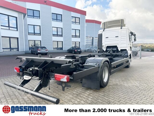 Swap body truck MAN TGA 18.350 4x2 LL, Fahrschulausstattung