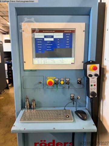 Bearbeitungszentrum - Vertikal RÖDERS RFM 600 DS