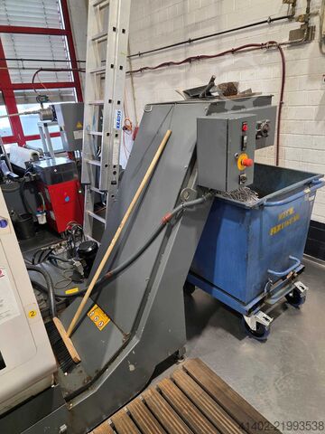 CNC-Dreh- und Fräszentrum / 9 Achsen Okuma MacTurn 350 W