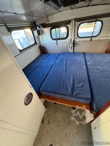 Unimog Mercedes-Benz 404s Camper Unimog Mercedes-Benz 404s Camper