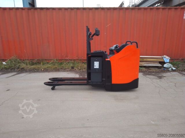 Electric Pallet Truck Toyota LPE220 // Elektro // 1005 Betriebsstunden
