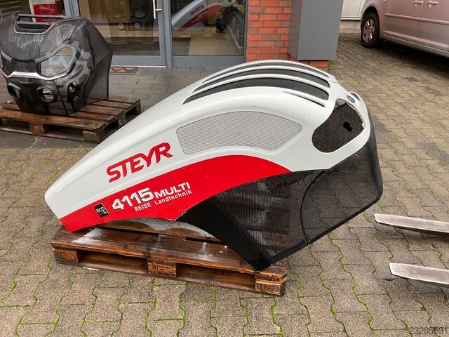 Steyr Motorhaube Steyr Multi 4115 Steyr Motorhaube Steyr Multi 4115