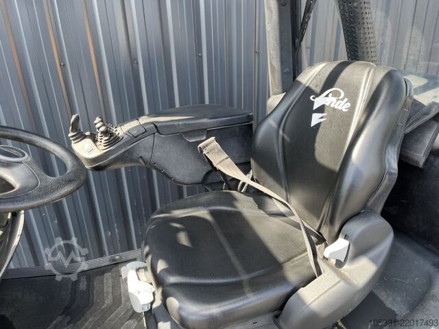 LPG Forklifts Linde H25T-02