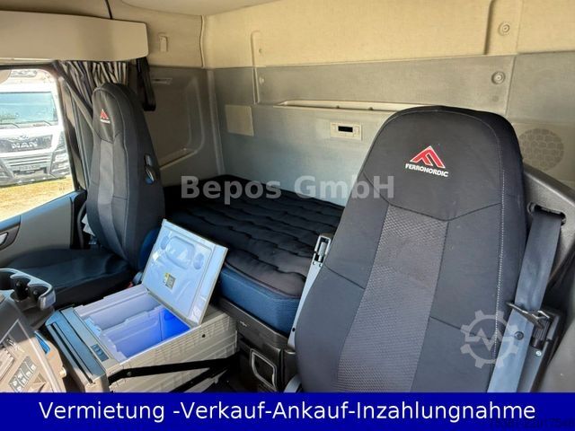 Standard tractor unit VOLVO FH 500 - Euro 6-ACC-I-Shift-I-Park cool