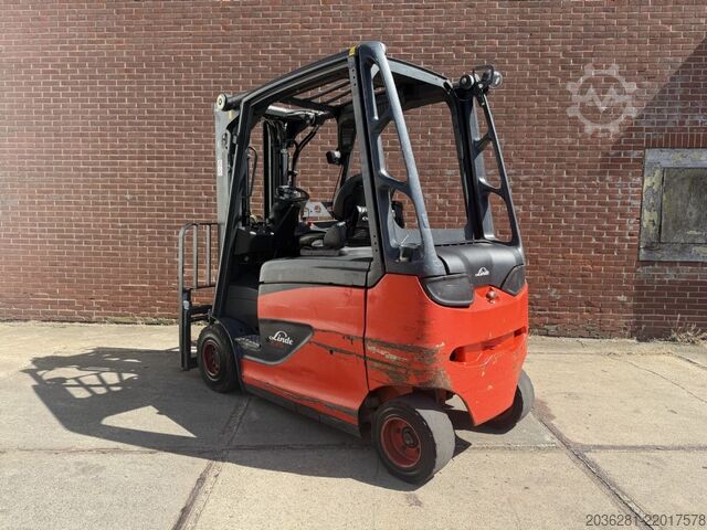 Electric 4-wheel forklift Linde E25HL-01/600