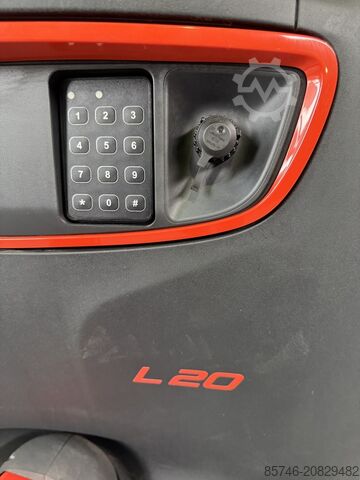 L 20 wie abgebildet (1173) NEU / Unbenutzt!! (1,2 t bei 1000 mm!!) LINDE L 20 as  ( 1173 ) NEW / Unused !!  ( 1.2 T @ 1000 MM !! )