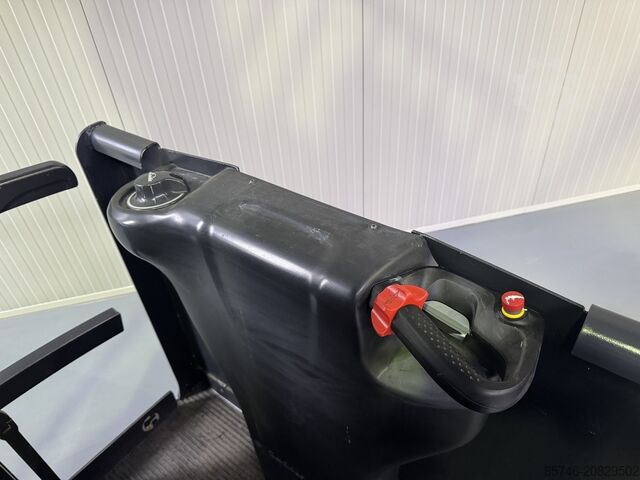 V 10 / * DEMO !! DOPPEL-Lenkung !! VOLLAUSSTATTUNG !! LINDE V 10 / * DEMO !! DOUBLE steering !! FULL options !!