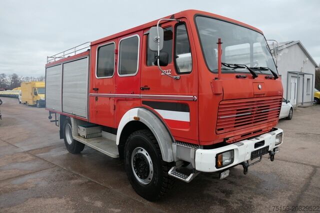 Feuerwehrfahrzeug mercedes-benz 1017 AF Feuerwehrwagen AHK Einzelbereifung Rückfahrkamera