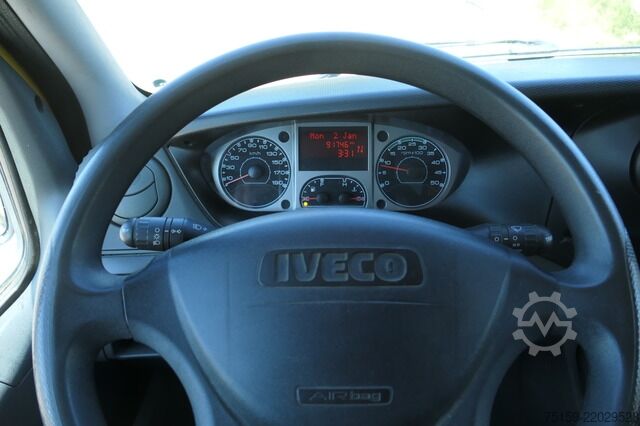 Transporter mit Koffer iveco Daily 35 S11 C30C AUTOMATIK KAMERA MAXI Regale DURCHGANG