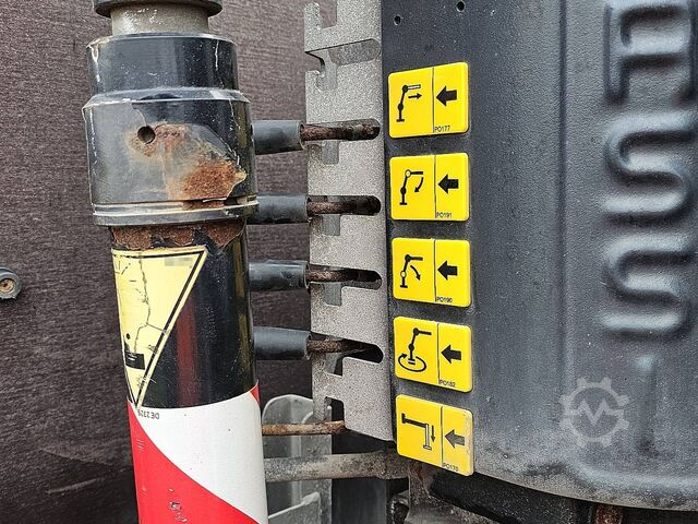 Ladepritsche IVECO 120E25 EUROCARGO E6 FASSI CRANE REMOT