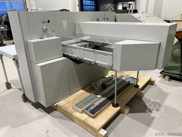 Paper cutting machine Wohlenberg 132 TS Paper Cutting Machine