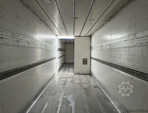Refrigerated truck MAN TGX 26.440 EURO 6 FULL AIR ISOLATED BOXES DOUBLE