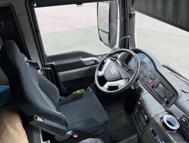 Refrigerated truck MAN TGX 26.440 EURO 6 FULL AIR ISOLATED BOXES DOUBLE