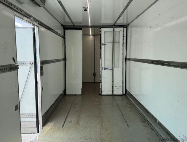 Refrigerated truck VOLVO FM 7 KARREN BAK THEO MULDER KOELING KACHEL LAADK