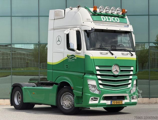 Standard tractor unit MERCEDES-BENZ Actros 1845 GIGA SPACE 2x TANK 615.000 KM TOP CO