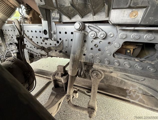 Standard tractor unit MERCEDES-BENZ Actros 1845 GIGA SPACE 2x TANK 615.000 KM TOP CO